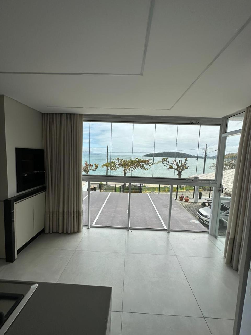 Apartamento Frente Mar Na Baia De 포르토벨로 외부 사진