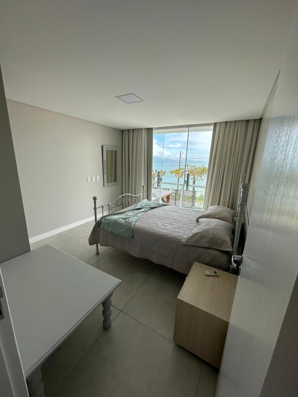 Apartamento Frente Mar Na Baia De 포르토벨로 외부 사진